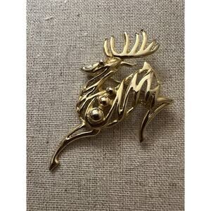 Reindeer Brooch Signed Am Lee Goldtone Measures 2.46" Christmas Holidays Winter